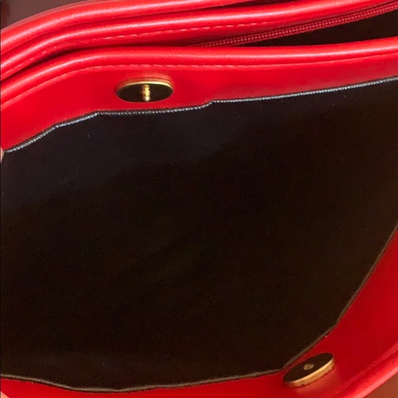 Red Vintage Purse - Picture 6 of 13